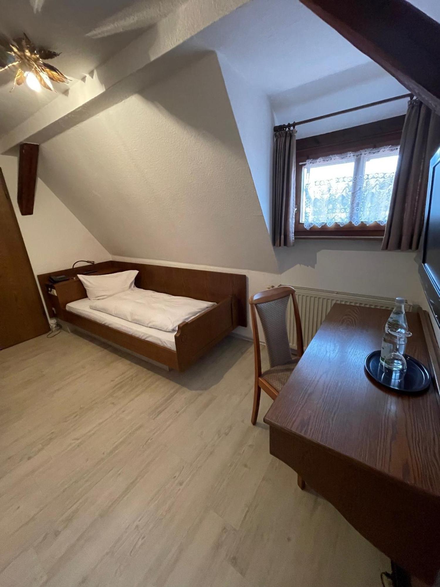 Landhotel Sickinger Hof Walldorf  Eksteriør bilde