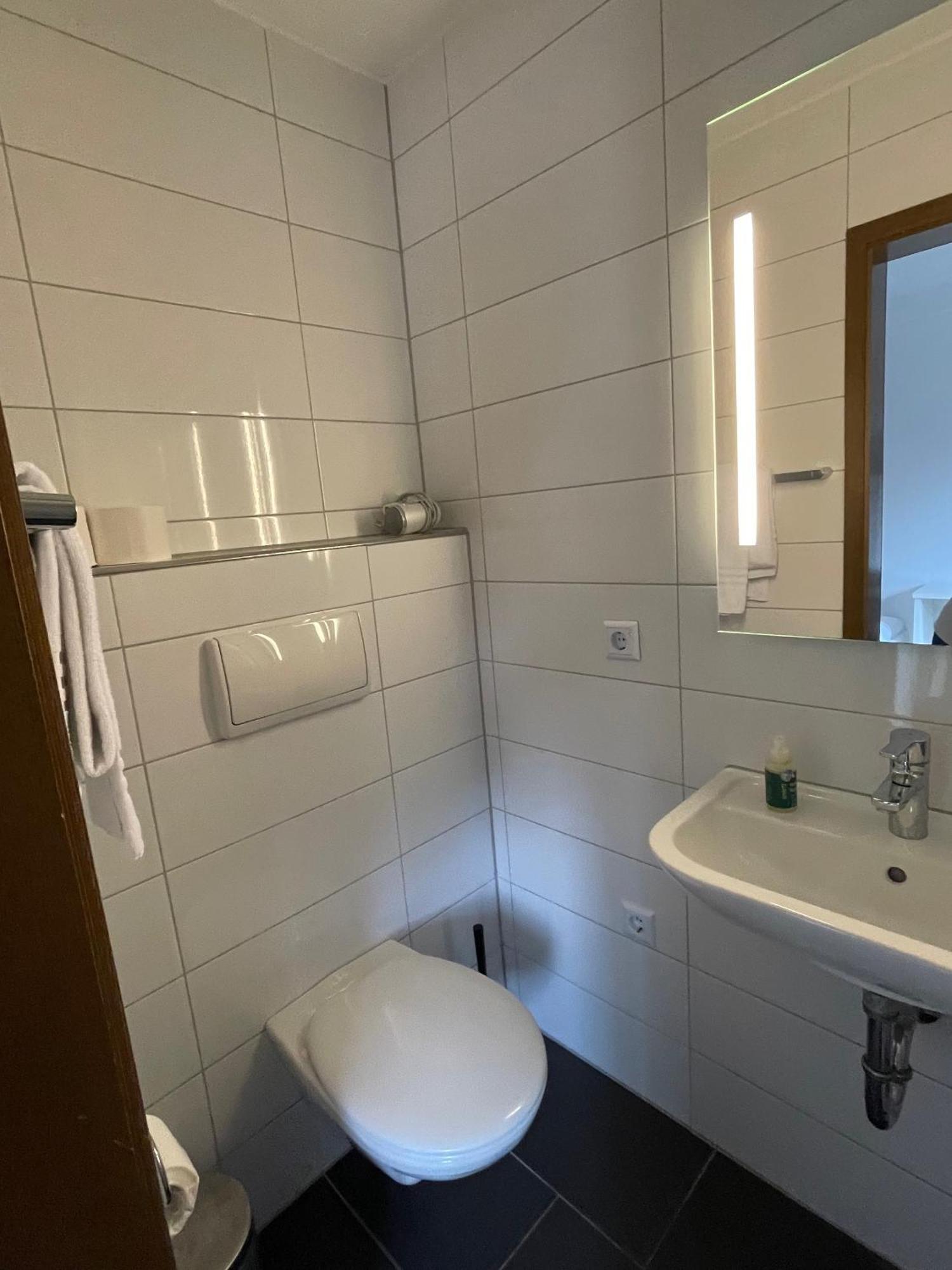 Landhotel Sickinger Hof Walldorf  Rom bilde