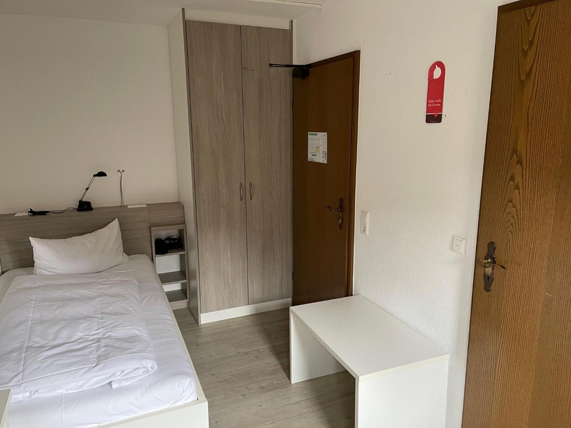 Landhotel Sickinger Hof Walldorf  Eksteriør bilde